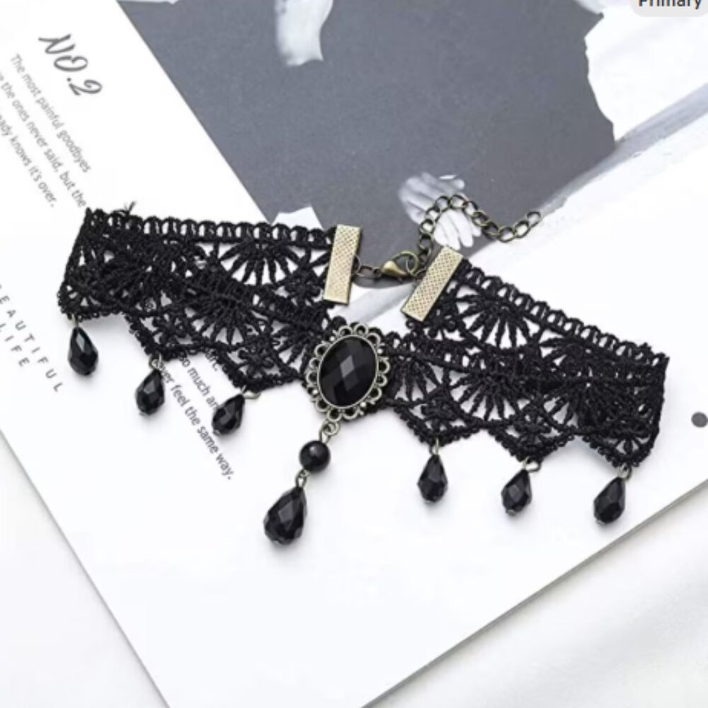 The Duchess of Darkness Victorian Lace Choker | Rhinestones Alloy | Vintage Punk